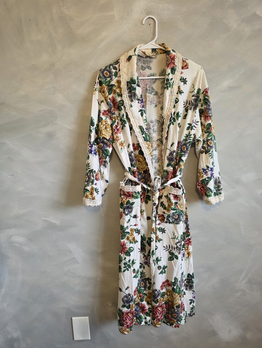 Vintage 80s Victoria's Secret Gold Label Floral Cotton Robe Made In Greece ML